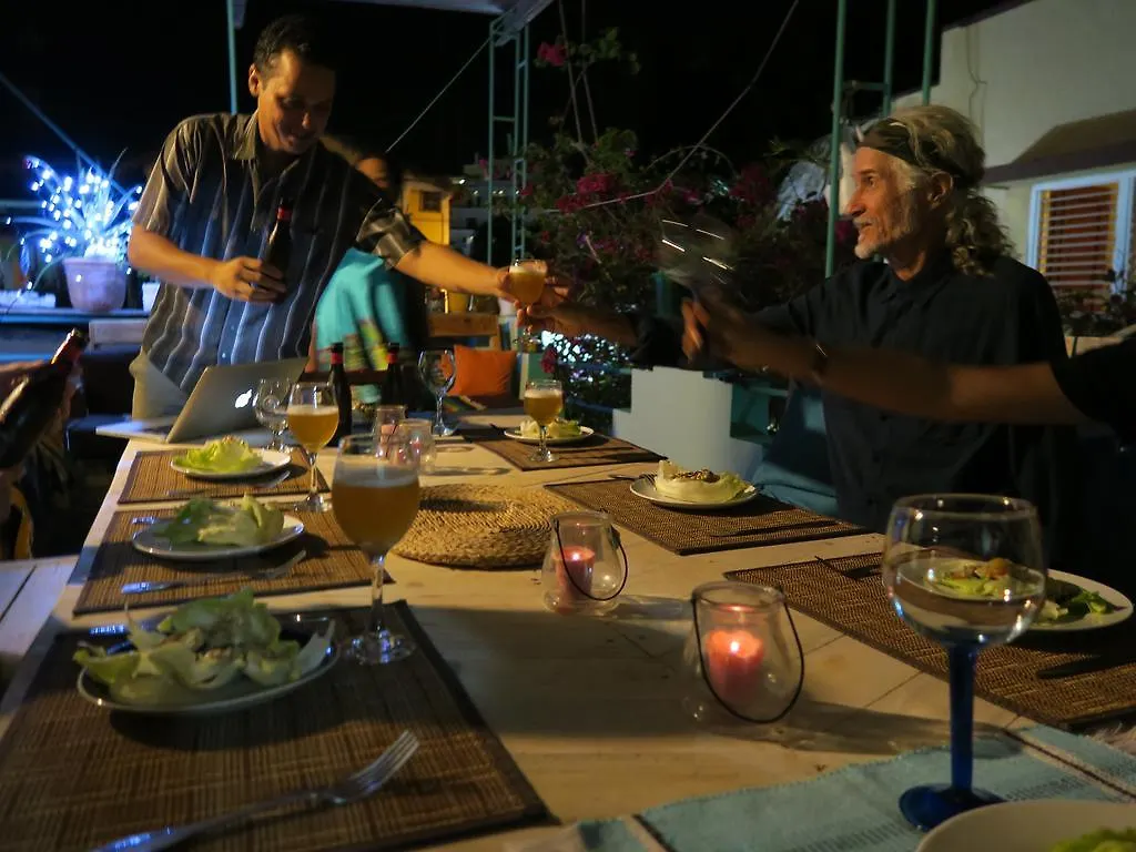 Eco Hotel Club Rolling Stone Boca Chica 2*,